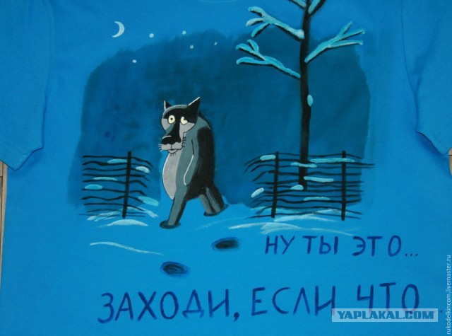 На Ямале произошла баснописная история - кот вступил в бой с лисой за кусочек колбаски