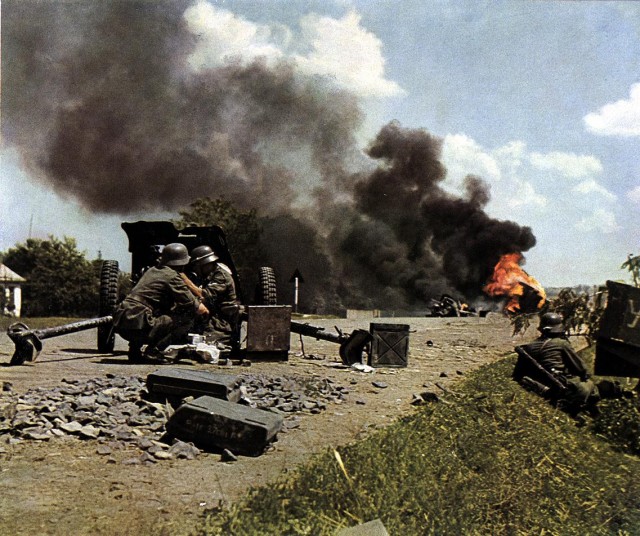 Цветные фотографии бронетехники времён Второй мировой войны