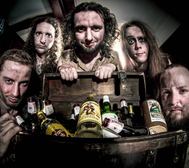 Музыка, музыканты и алкоголь..