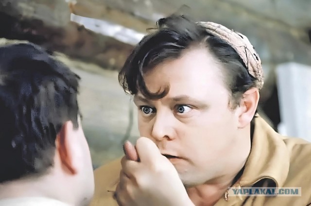 В России начали штрафовать за демонстрацию среднего пальца