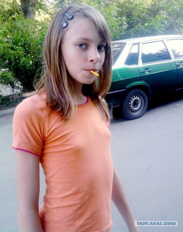 Без лифчика