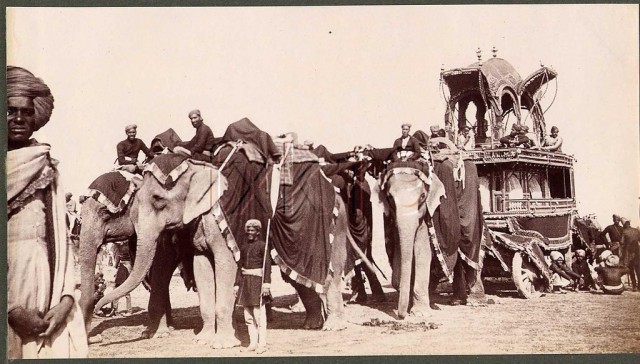 История в фотографиях