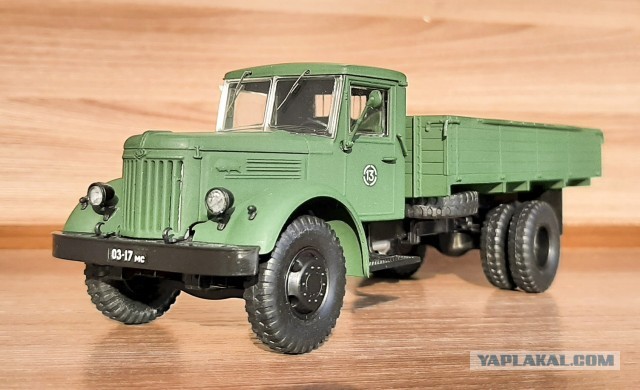 МАЗ-200 в масштабе 1:43