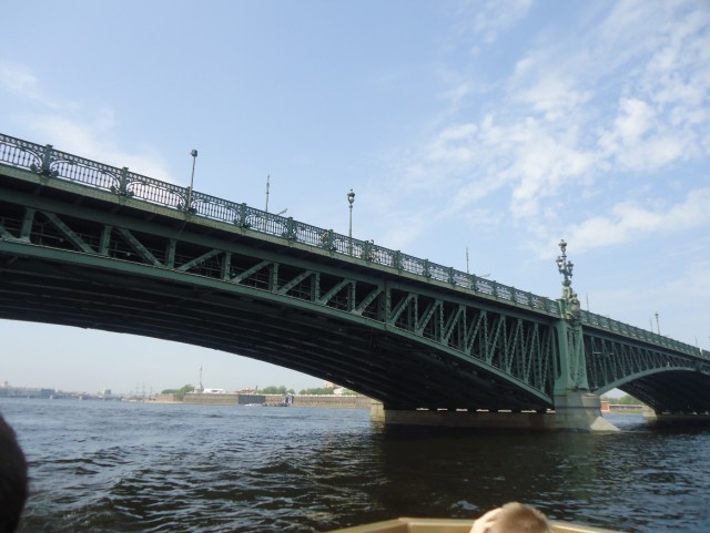 По рекам и каналам Петербурга