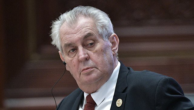 Президент Чехии назвал двойными стандартами отношение к Крыму и Косово