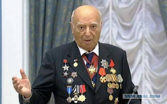 Умер Владимир Этуш.