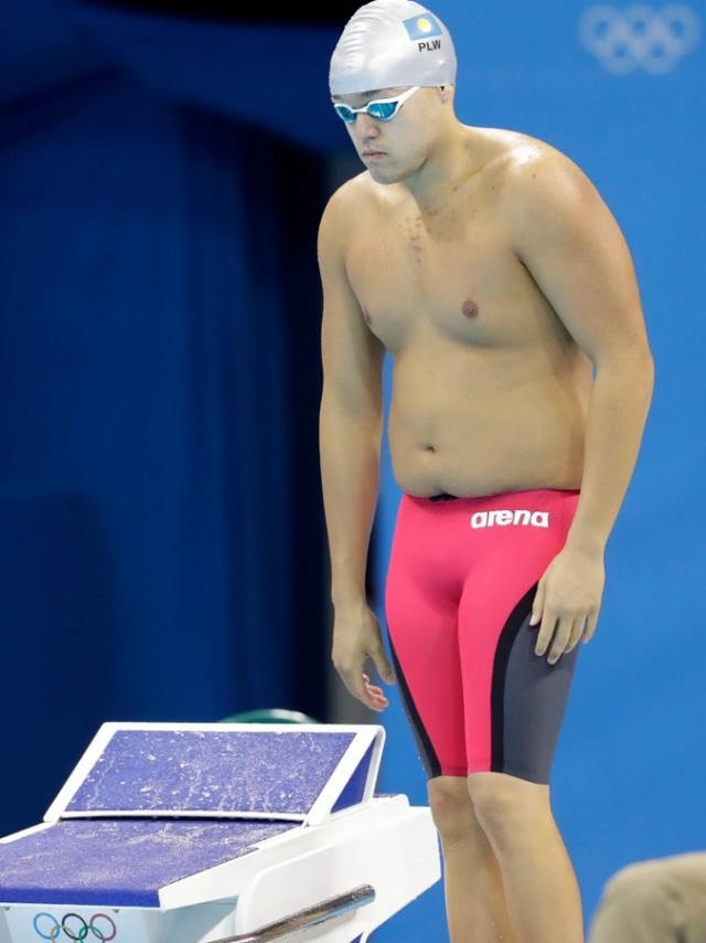 Могу с гордостью сказать, что у меня тело олимпийского пловца.