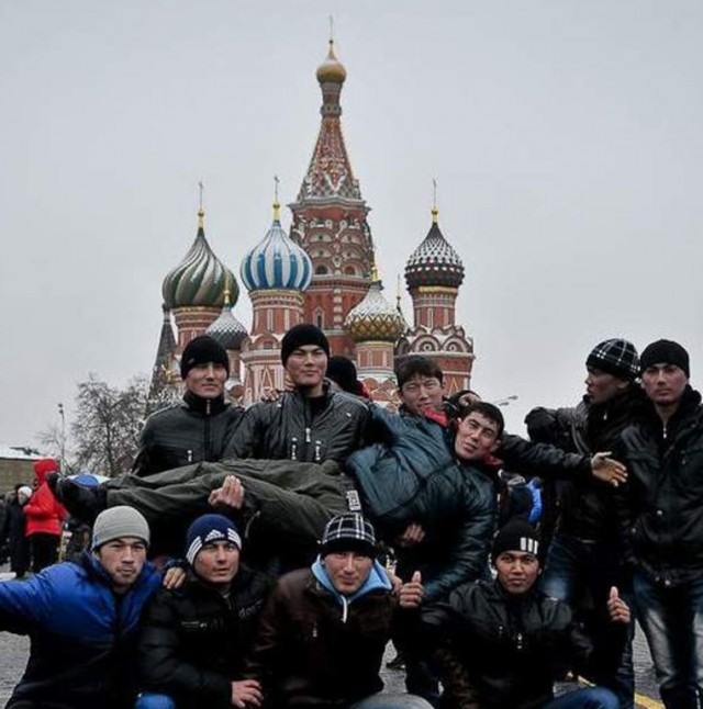 Теперь в России могут лишать гражданства официально