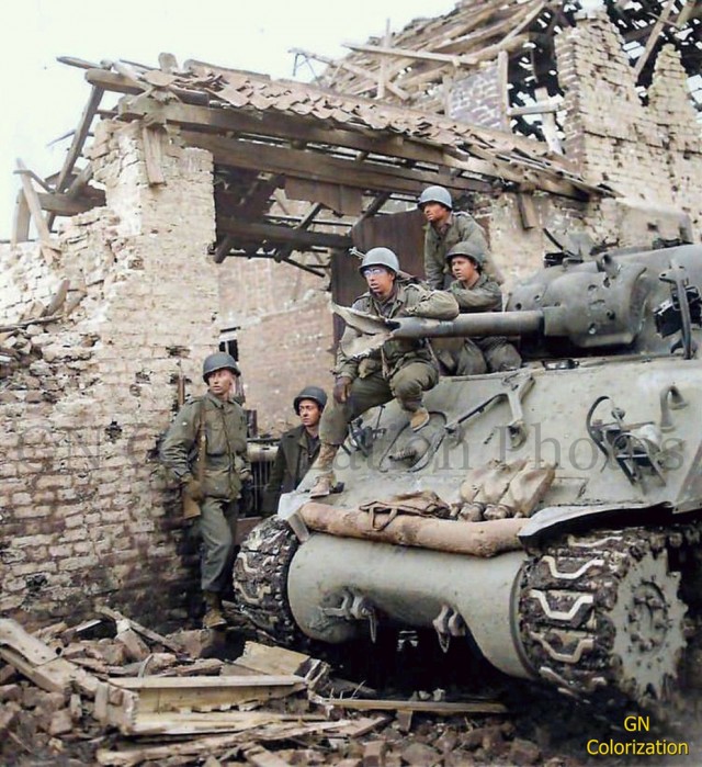Цветные фотографии бронетехники времён Второй мировой войны