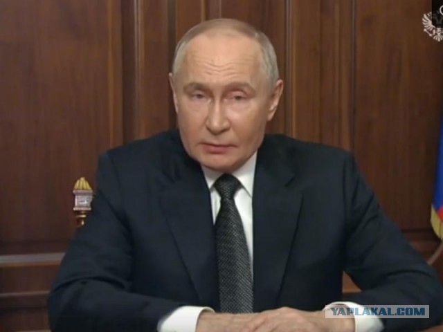 Подскажите пожалуйста, что с курсом доллара?
