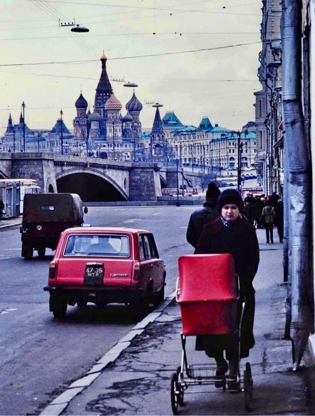 Москва и москвичи. Двадцатый век. 28.03.25