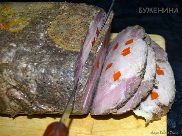 Каждому мужику по большому куску мяса!