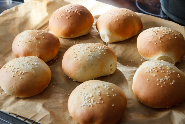 По следам прославленных кулинаров, День повара – 20 октября.