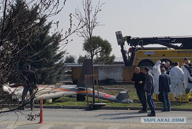 В Стамбуле разбился вертолет с россиянами на борту