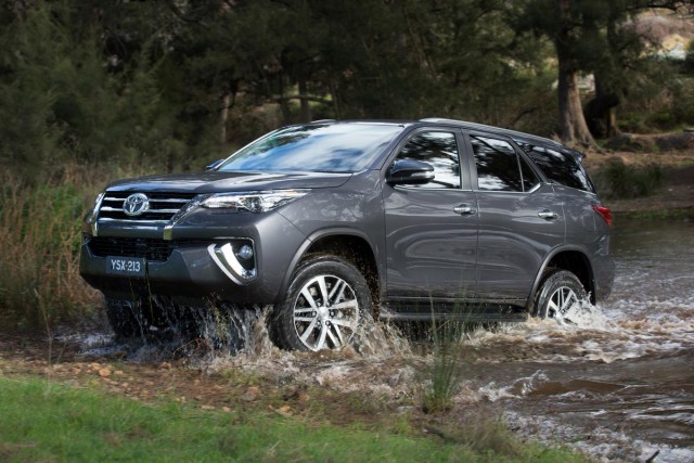 В России будут продавать «младшего брата» Toyota Land Cruiser