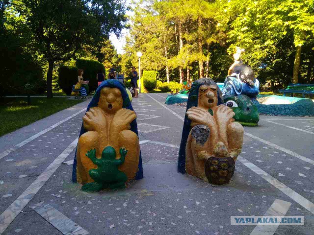 Неизвестного скульптора из Евпатории предлагают проверить на наркотики