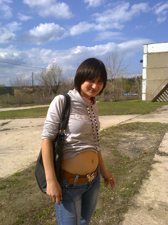 Давай я тебя ещё вот в этой позе сфоткаю