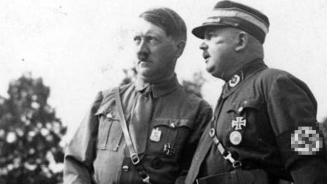 Изнасилованная "беженцами" ультралевая немка извинилась перед насильниками