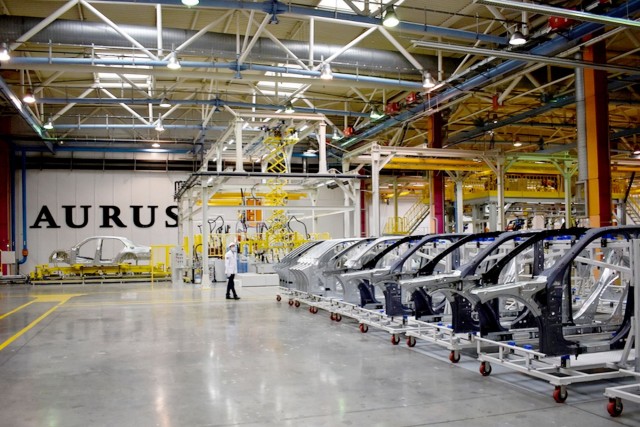 В Елабуге стартовало серийное производство российских автомобилей представительского класса Aurus
