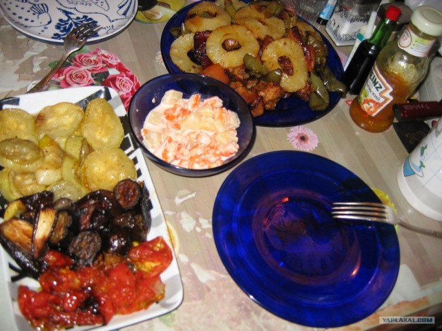 Пятничные посиделки на теплотрассе (с)