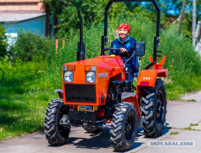 Китайцы научили челябинцев делать трактора!