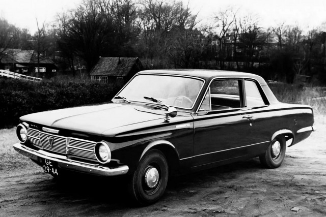 60 лет Plymouth Barracuda