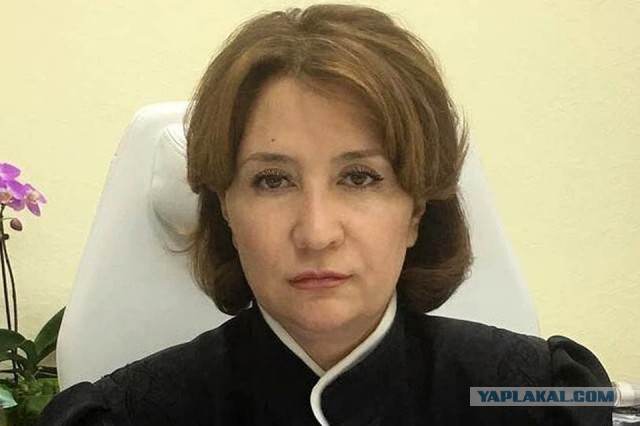Суд вернул Ларисе Долиной ее квартиру в Хамовниках, которую она продала под влиянием мошенников