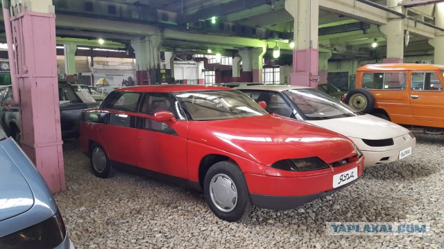 Музей ретро-автомобилей.
