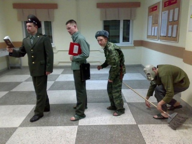 Вояки развлекаются