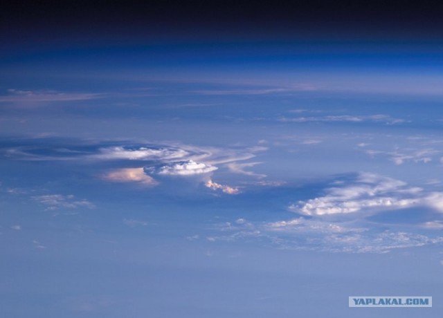 Запуск Шаттла и фото,сделанные из космоса.