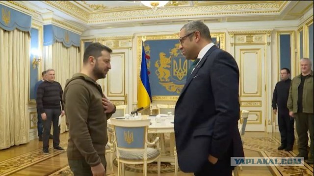 Кадр дня с саммита НАТО