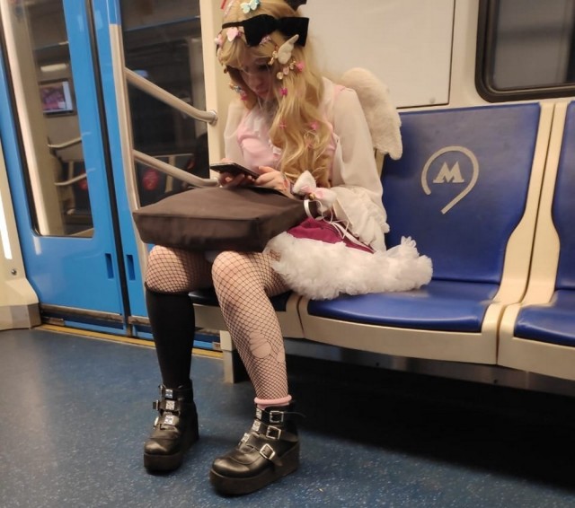 "Модники" из метро