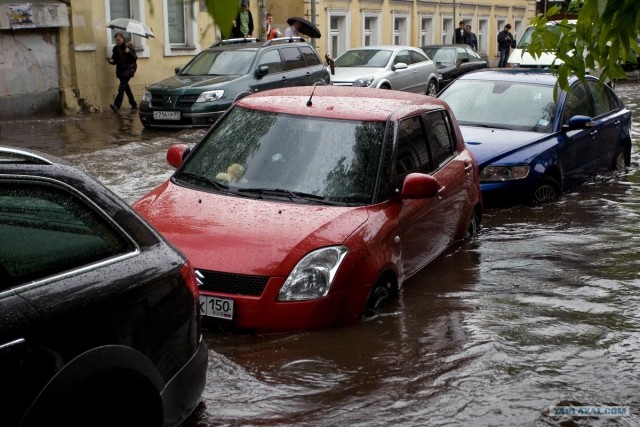 Москва. Четверг. Потоп. (7 фото)