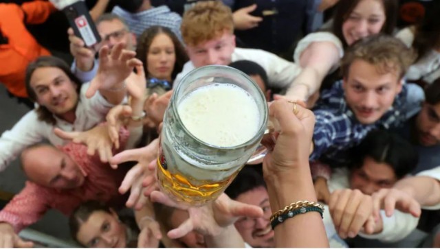 Еда на Октоберфесте: посетители Wiesn платят за это блюдо 229 евро