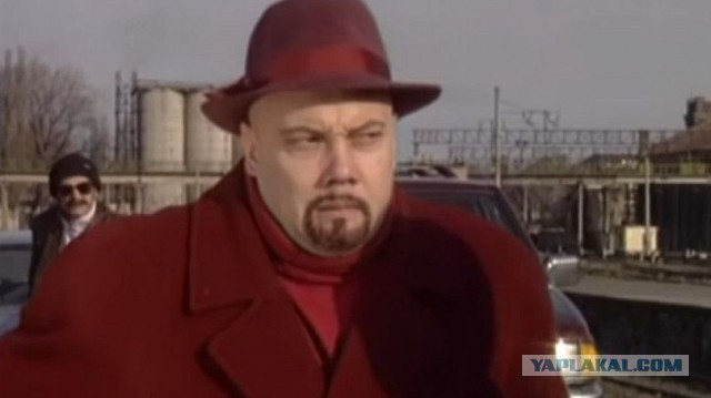 "- Зачем я должна радовать всех своим пирожочком?!"