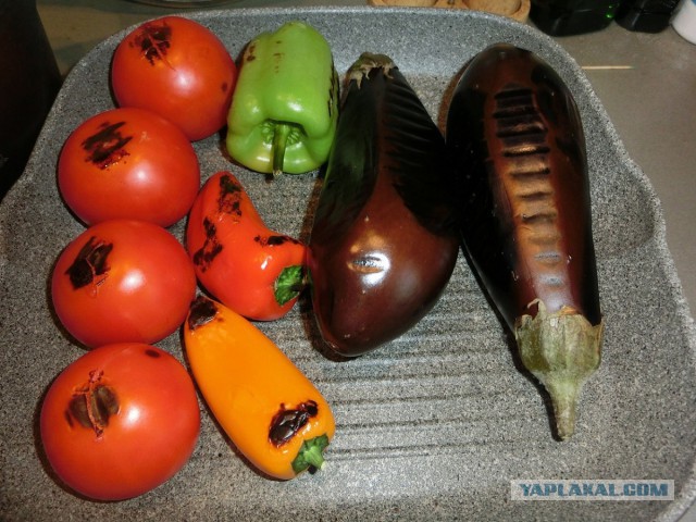 Вкусное обаяние Кулинарии, Повара ЯПа поздравляют милых дам!