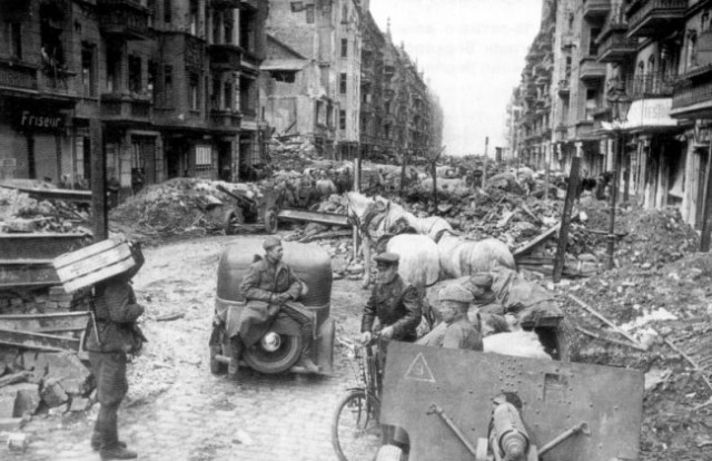 Берлинская операция. Апрель - май 1945 года.