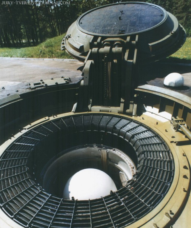 Взорванный в 70-х комплекс группового старта ядерных ракет 551-го РП