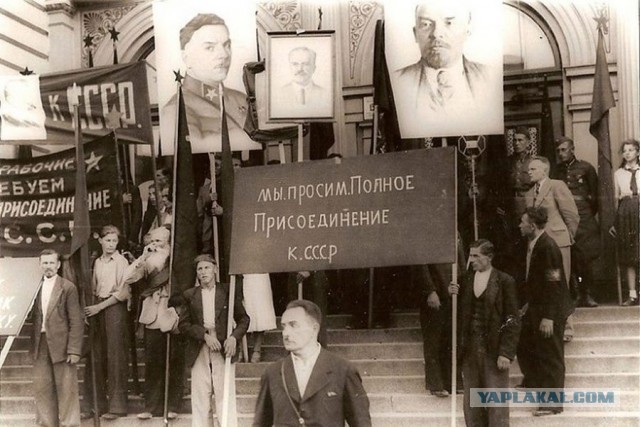 Фотографии связанных с историей Красной и Советской Армии.