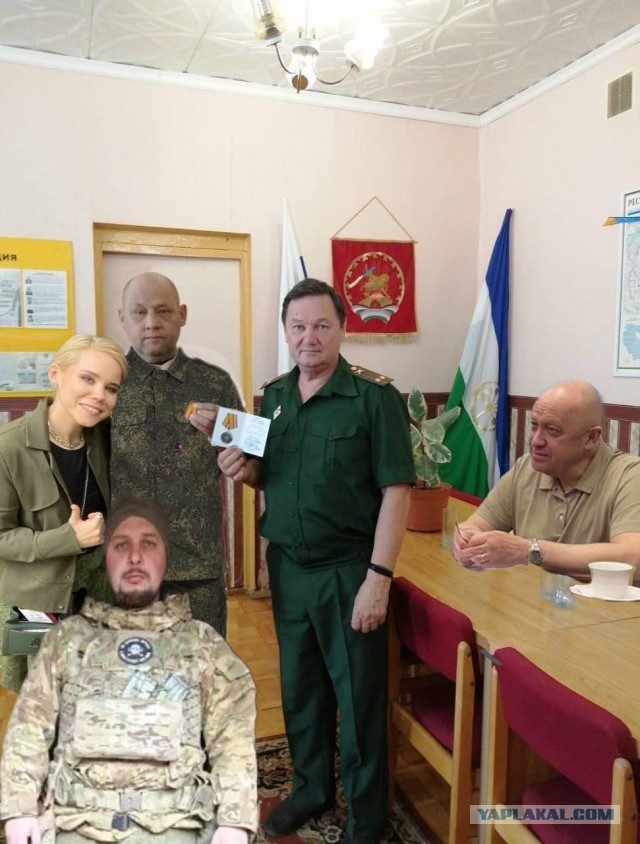 Башкирские чиновники прифотошопили военного, чтобы «вручить» ему медаль за участие в СВО. Сам боец в это время лежал с тяжёлым ранением и позднее умер.