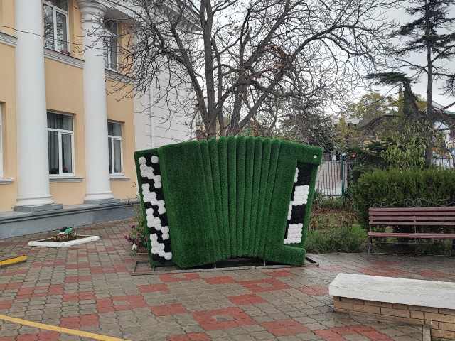В Тюмени скончался 300-килограммовый затворник — он пять лет не выходил из дома и почти не вставал на ноги