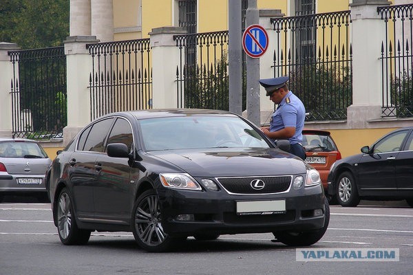 Дело о VIP-прокуроре: автору видео грозит 5 лет