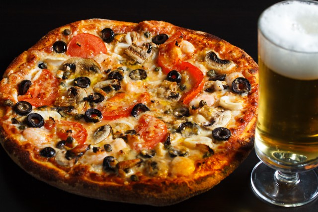 Пицца с Пармской ветчиной (Pizza Prosciutto Crudo)