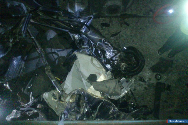 Тачка, тёлка, два паровоза