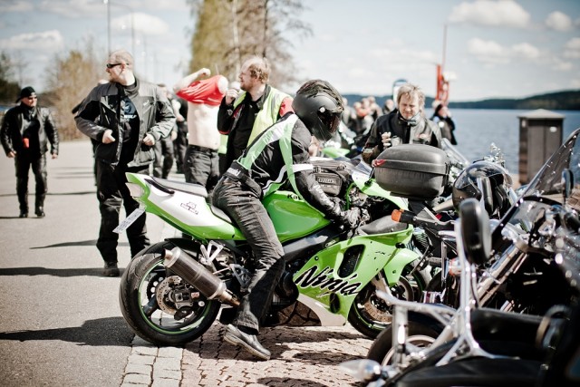 "Улыбающийся мотоциклист", Финляндия, Куопио