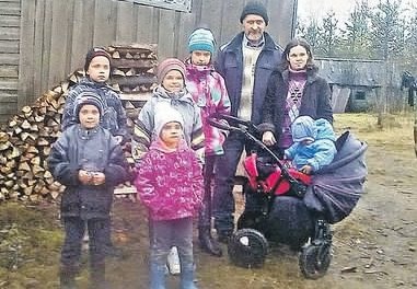 Семья сбежала в другой регион, чтобы государство не отняло детей из-за нищеты