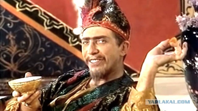 Ух ты. А ведь ему  сегодня 90 лет исполнилось бы