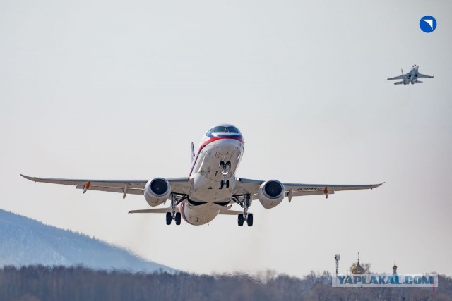 Российских летчиков начнут заново тренировать ручному пилотированию самолетов