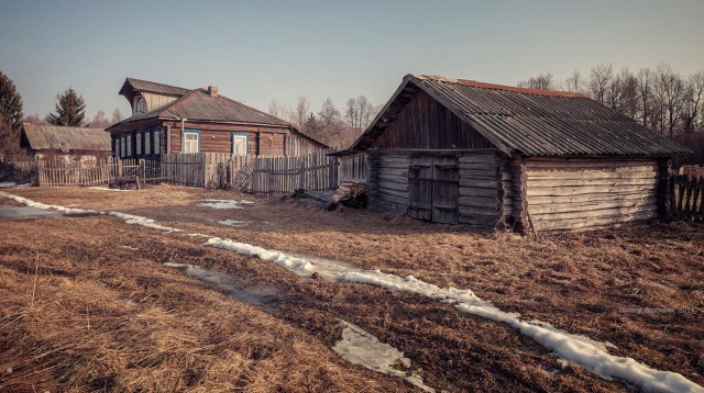 Весной в деревне