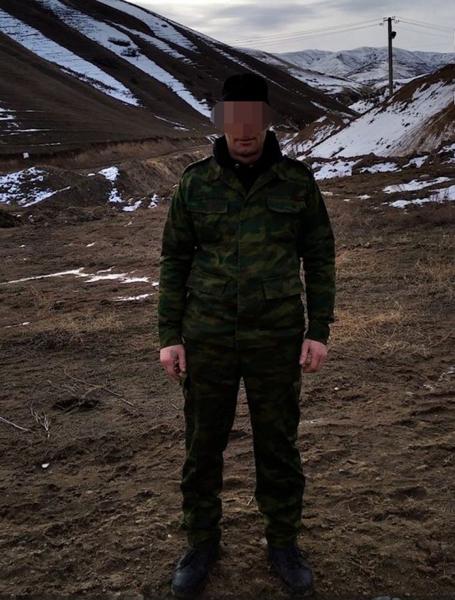 Сварщик из Киргизии заставил двух сотрудниц клинингового агентства заниматься лесбийским сексом